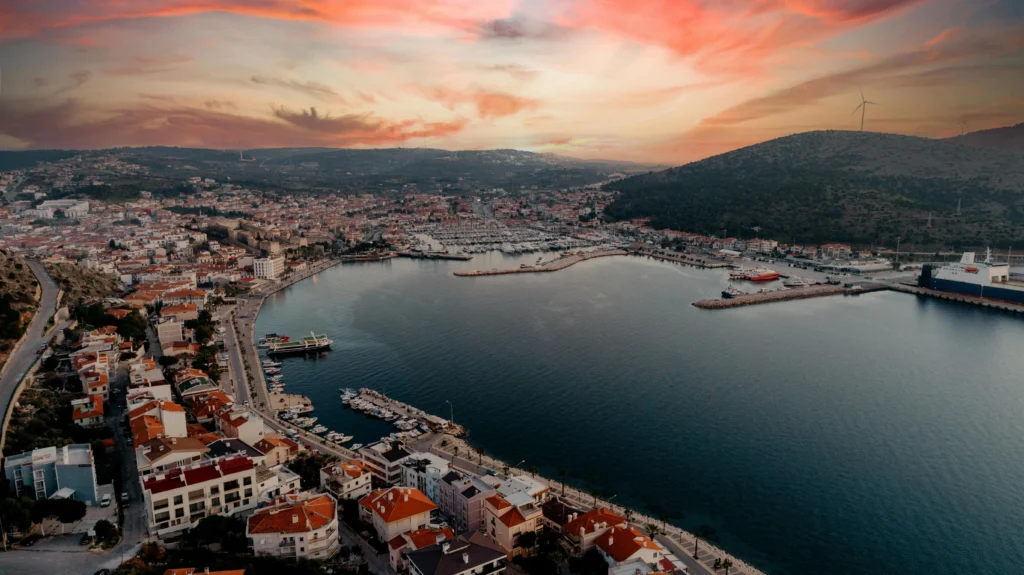Best Places to Visit in Izmir: cesme